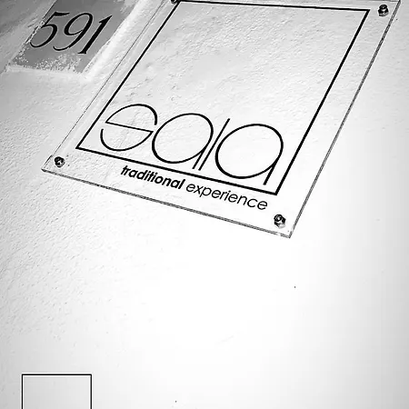 Sala Traditional Experience. Apartamento